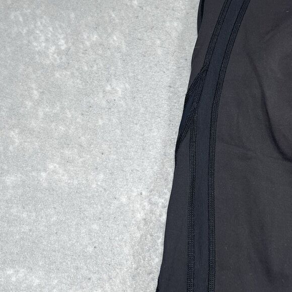 Lululemon Legging Womens Size 4 Black Legging Logo Athleisure Inseam 22” - Picture 3 of 13